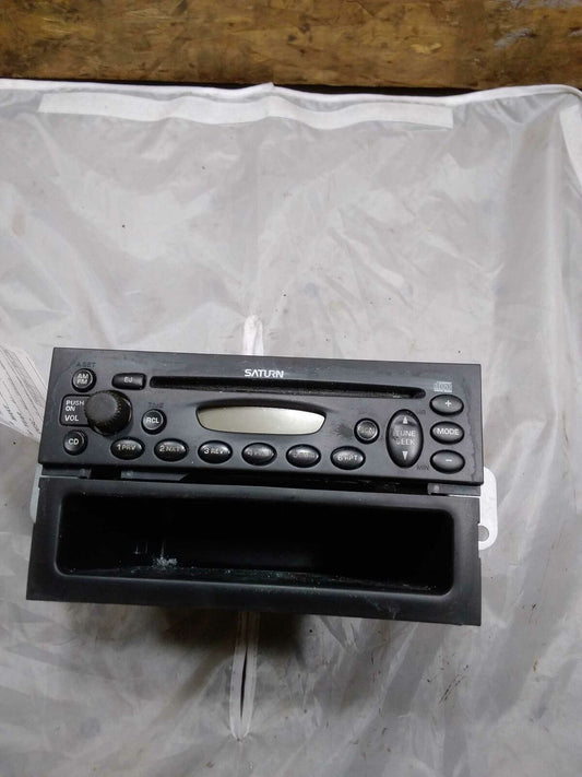 Audio & Visual Equip.(radio) SATURN ION 00 01 02 03 04 05