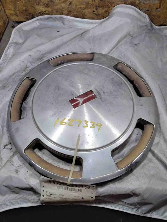 Wheel Cover OLDS CUTLASS 86 88 89 91 92