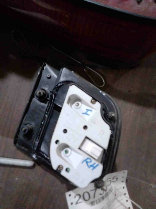 Tail Light Assembly NISSAN MAXIMA Right 95 96