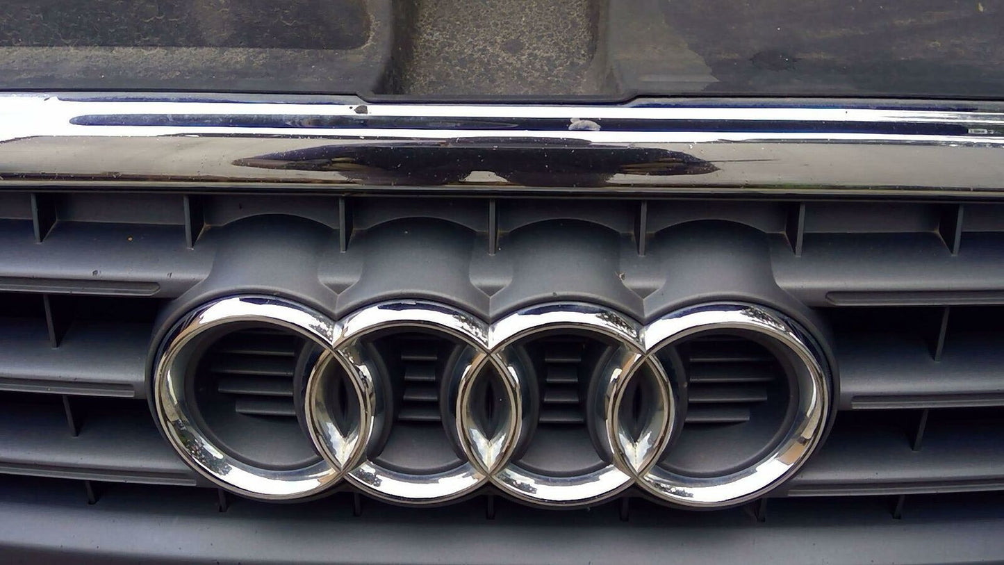 Grille AUDI A4 09 10 11 12 13 14 15 16