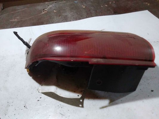 Tail Light Assembly SATURN S SERIES Right 93 94 95