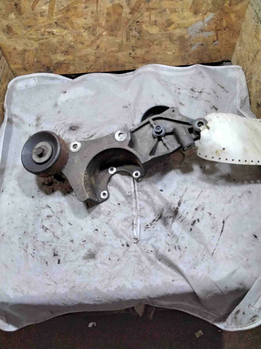 Idler Pulley NEW YORKER FWD 91