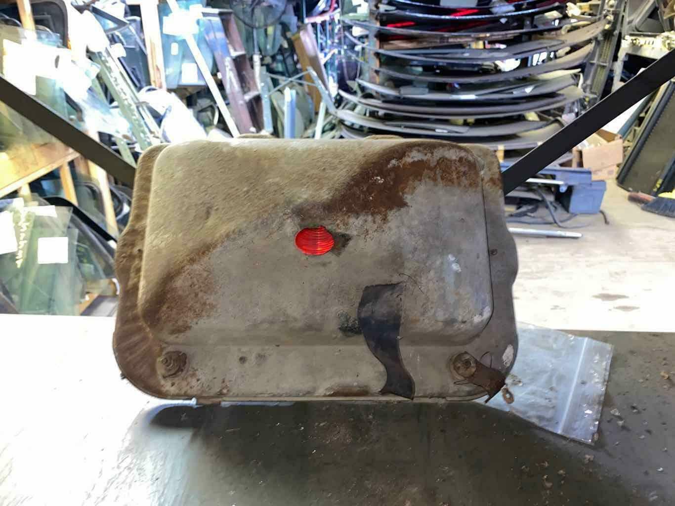 Tail Light Assembly FORD MUSTANG Left 70