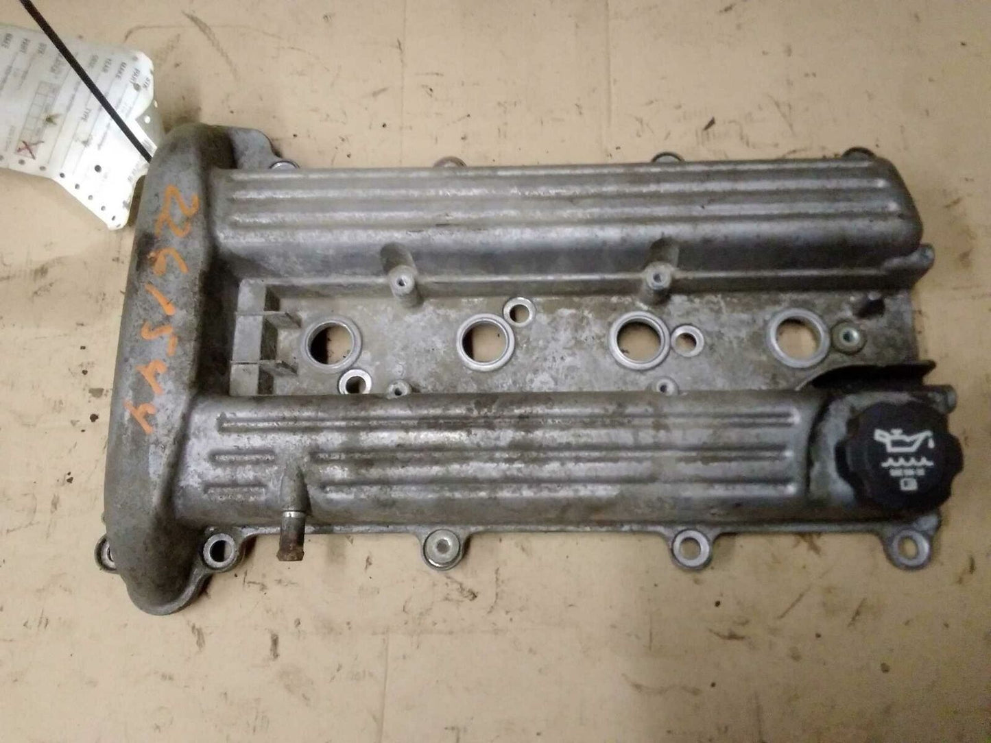 Valve Cover SATURN VUE 04