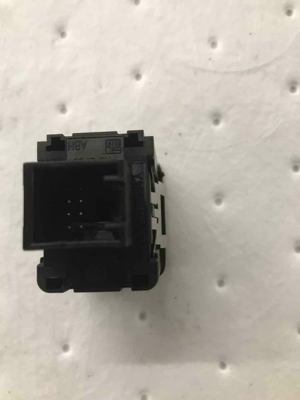 Dimmer Switch VW CC 10
