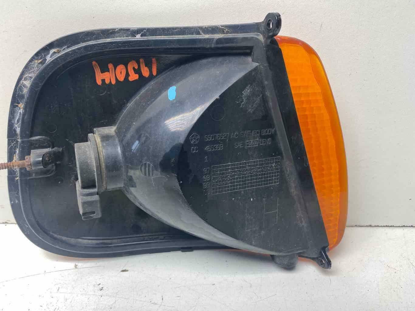 Front Lamp DODGE VAN 3500 SERIE Left 98 99 00 01 02 03