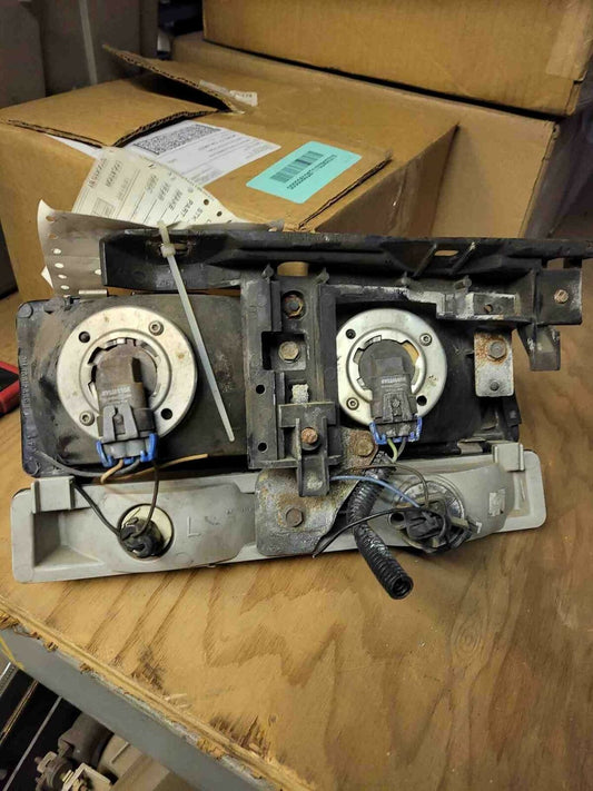 Headlamp Assembly BUICK LESABRE Left 91 92 93 94 95 96
