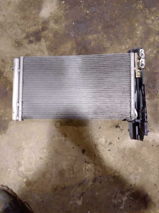 Condenser BMW 335I 07 08 09 10 11 12 13