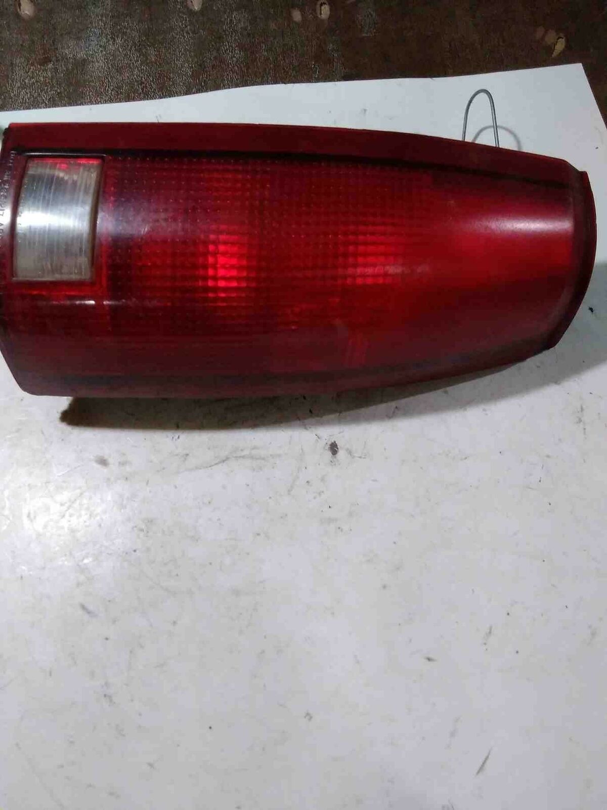 Tail Light Assembly CHEVY PICKUP 2500 Right 88 - 00