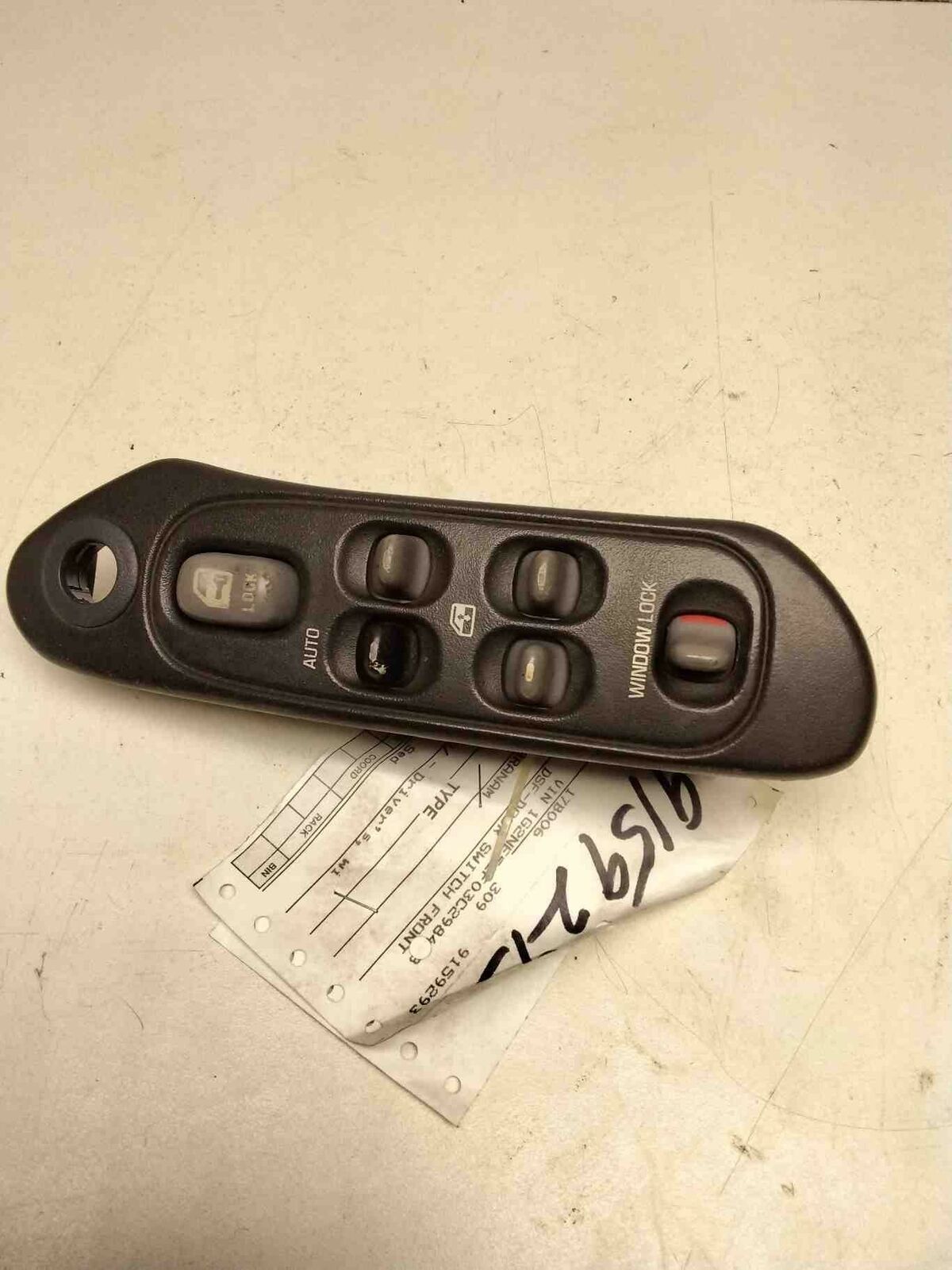 Door Switch Front PONTIAC GRAND AM 01 02 03 04 05