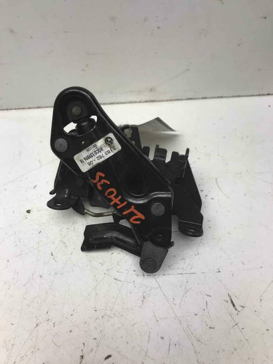 Hood Latch BMW 750 SERIES 09