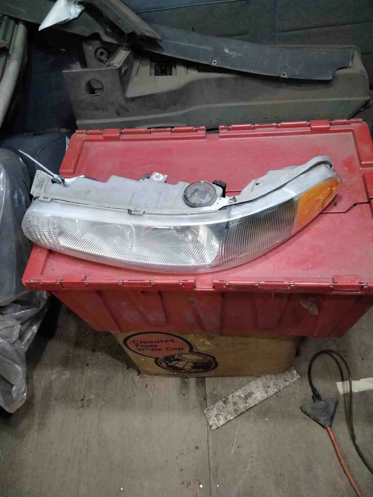 Headlamp Assembly BUICK CENTURY Right 97 98 99 00 01 02 03 04 05