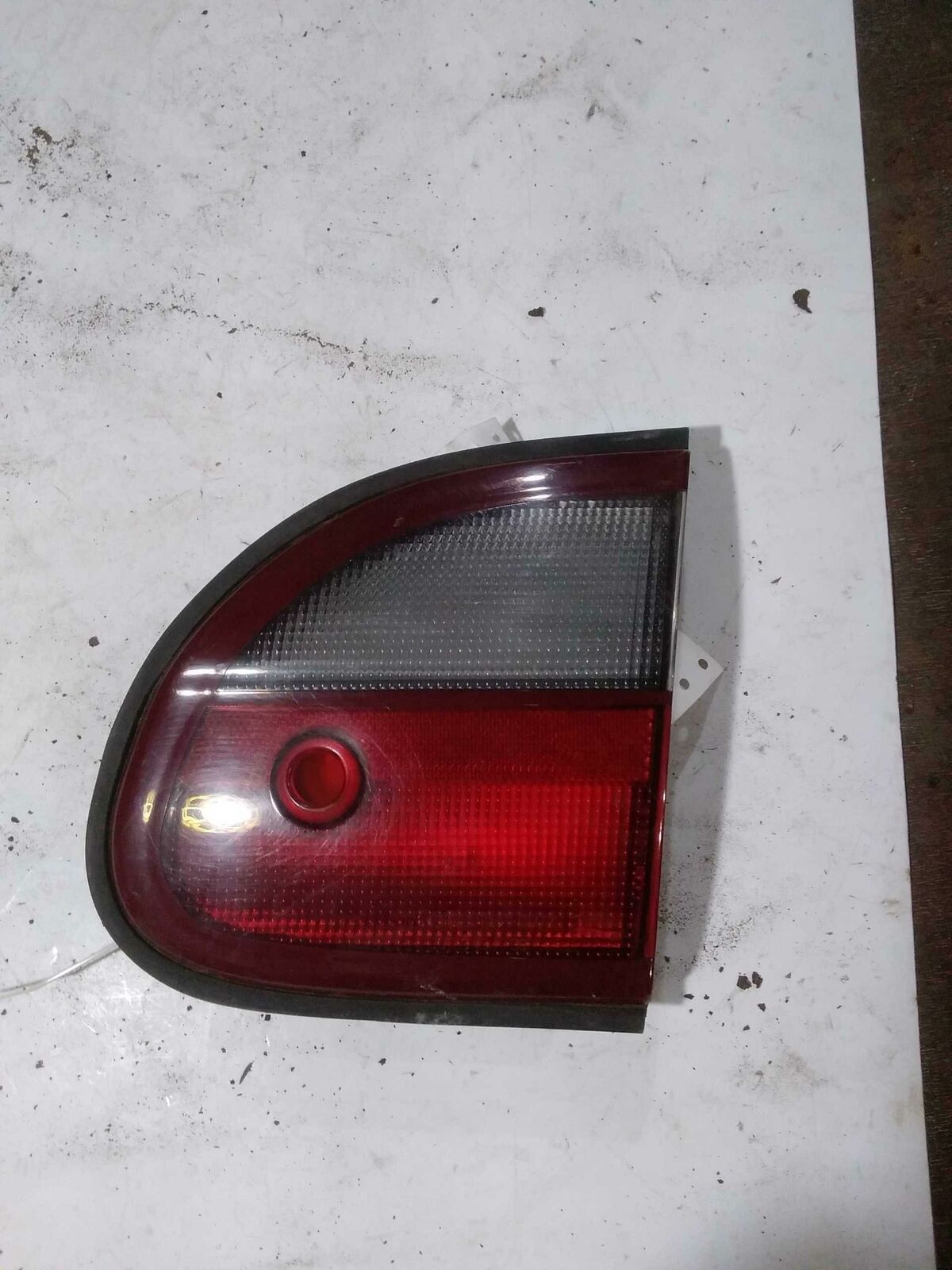 Tail Light Assembly CHEVY MALIBU Left 97 98 99 00 01 02 03 04 05