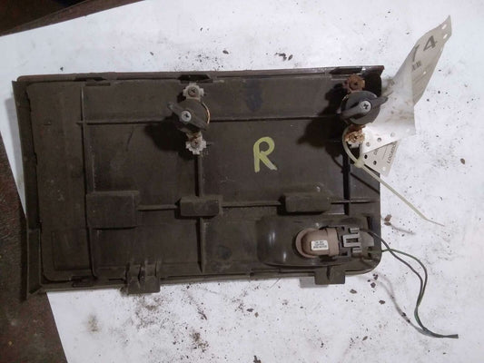 Tail Light Assembly (Pontiac 2000) P2000 Right 90