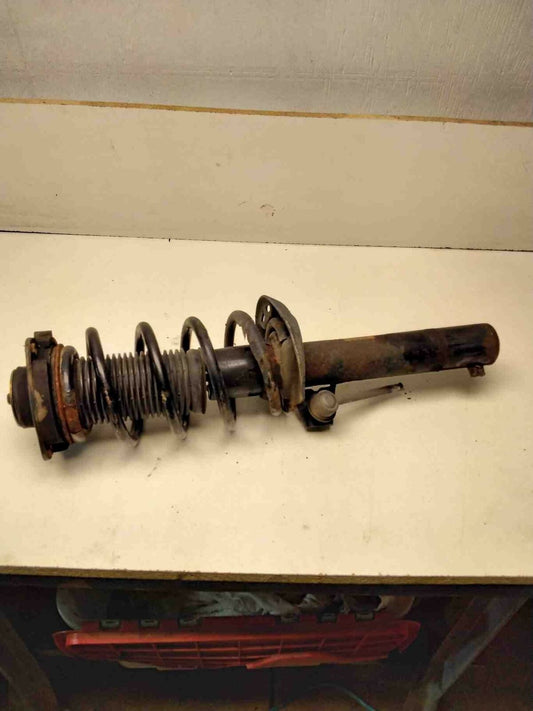 Strut Assembly VW GOLF GTI Right 06 07 08 09 10 11 12 13 14 15 16