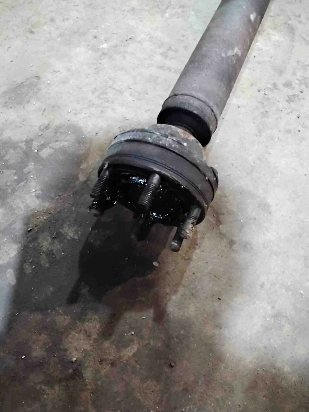 Rear Drive Shaft BMW 840I 94 95 96 97