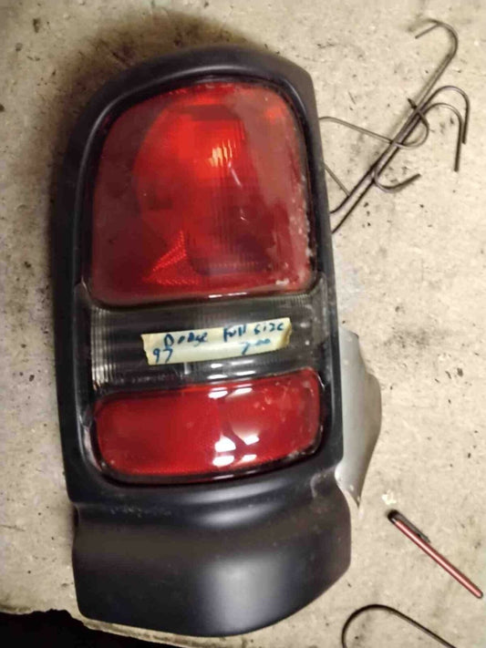 Tail Light Assembly DODGE PICKUP (FULL SIZE) Left 97