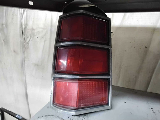 Tail Light Assembly CHEVY CELEBRITY Left 84 85 86 87 88 89 90