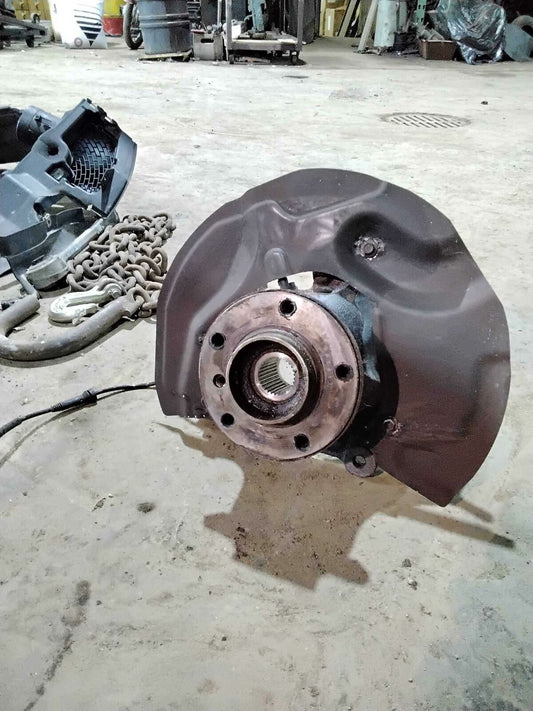 Spindle Knuckle Front BMW 530I Rl 07