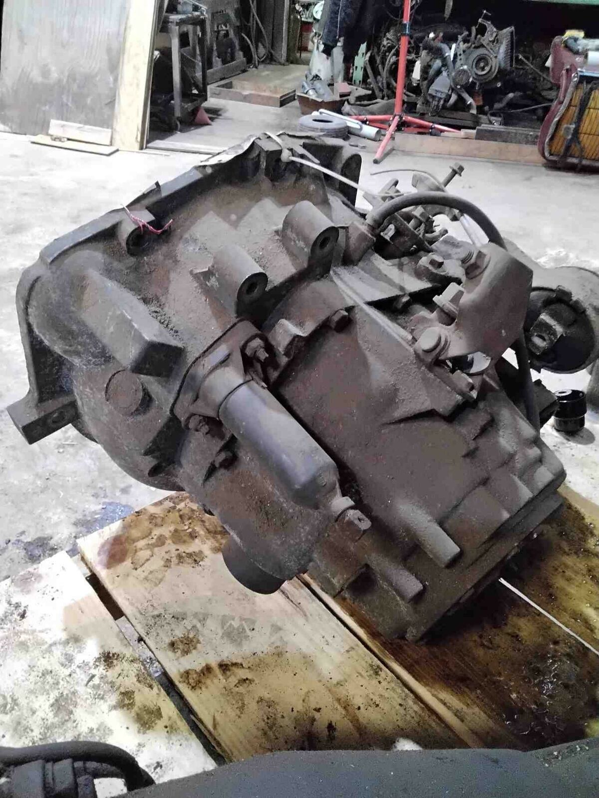 Transmission Assy. OLDS CALAIS 88 89