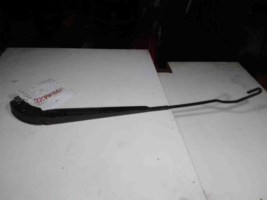 Wiper Arm CHRYSLER TOWN CNTRY 05