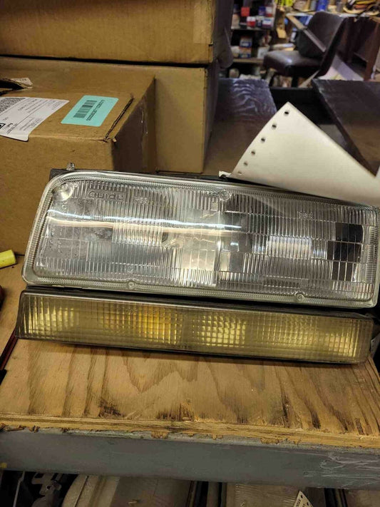 Headlamp Assembly BUICK LESABRE Left 91 92 93 94 95 96