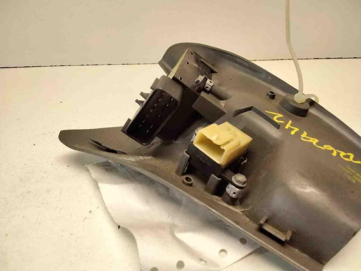 Door Switch Front CHRYSLER TOWN CNTRY 97