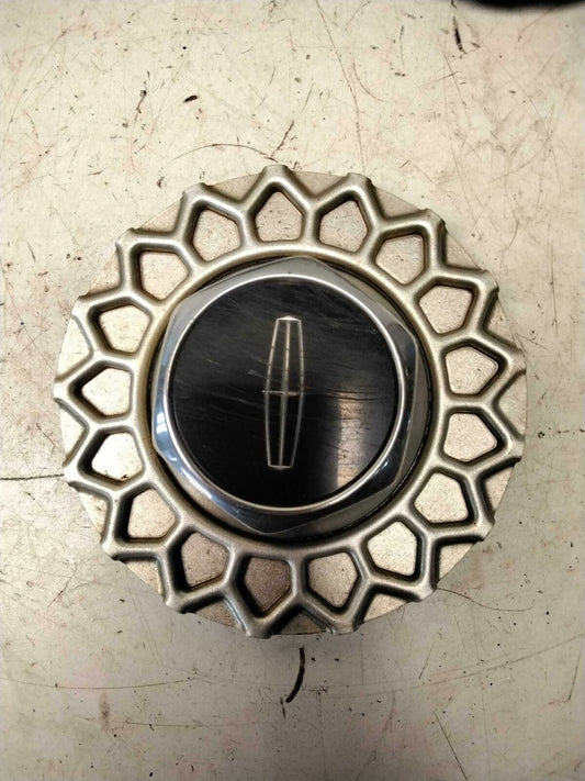 Center Cap LINCOLN & TOWN CAR 96