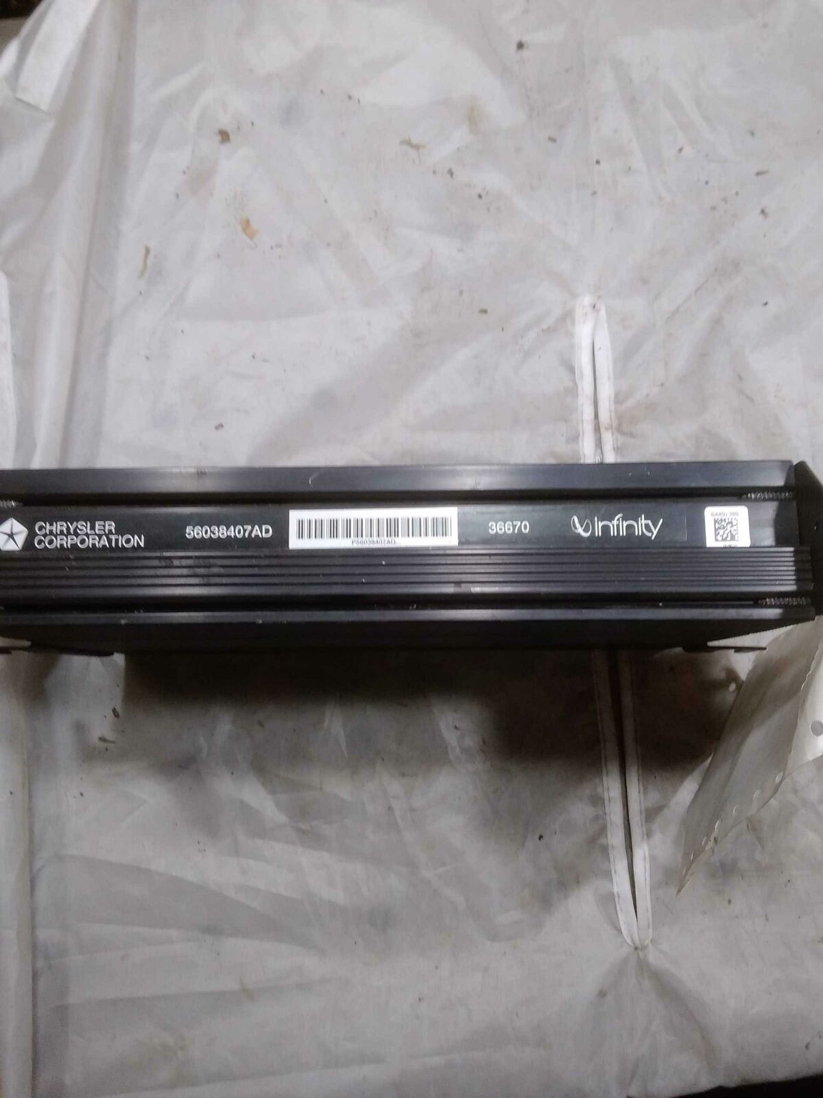 Audio & Visual Equip.(radio) Amplifier JEEP GRAND CHEROKEE 99 00 01 02