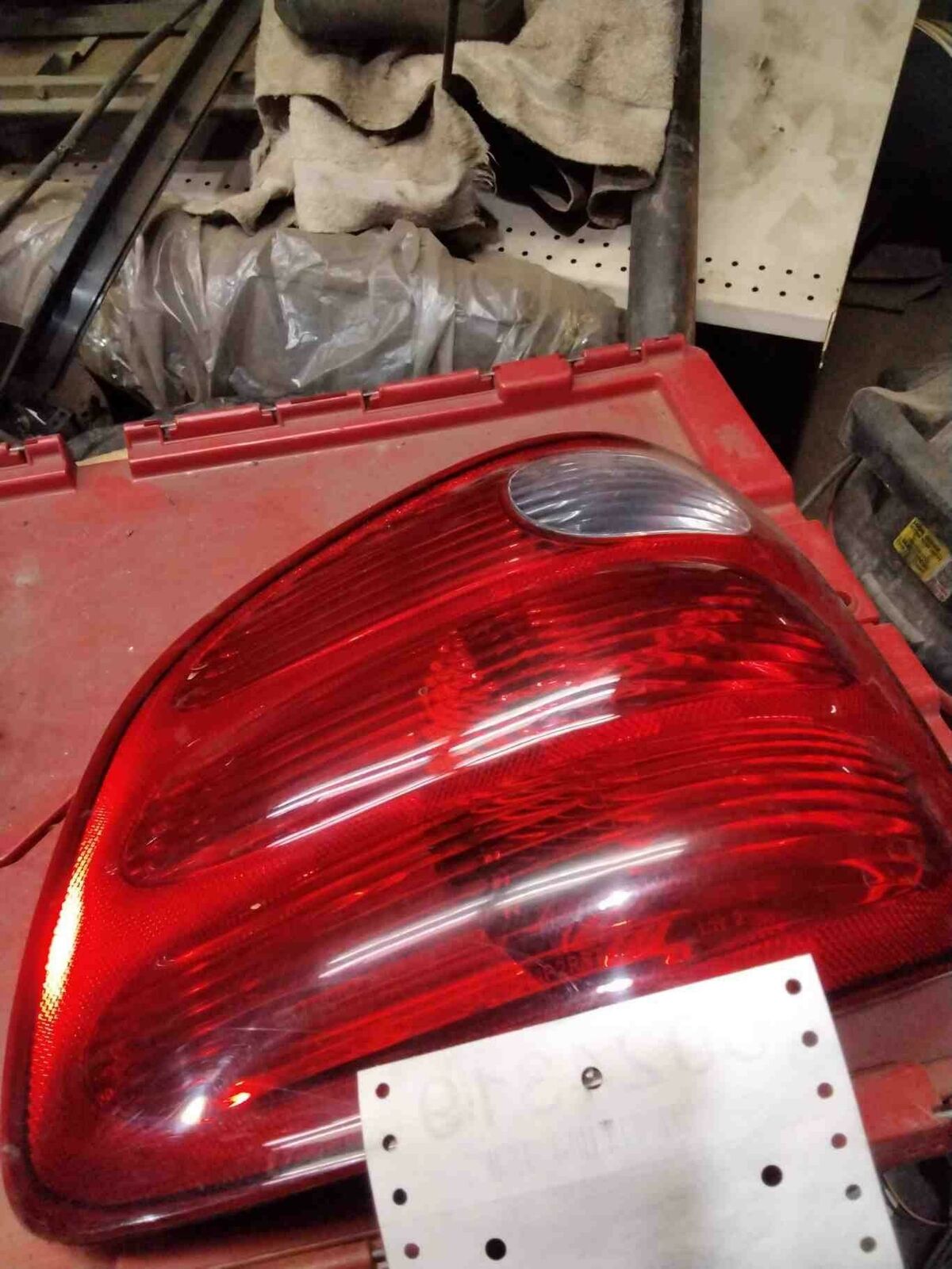 Tail Light Assembly FORD PICKUP F150 Left 00 01 02 03 04