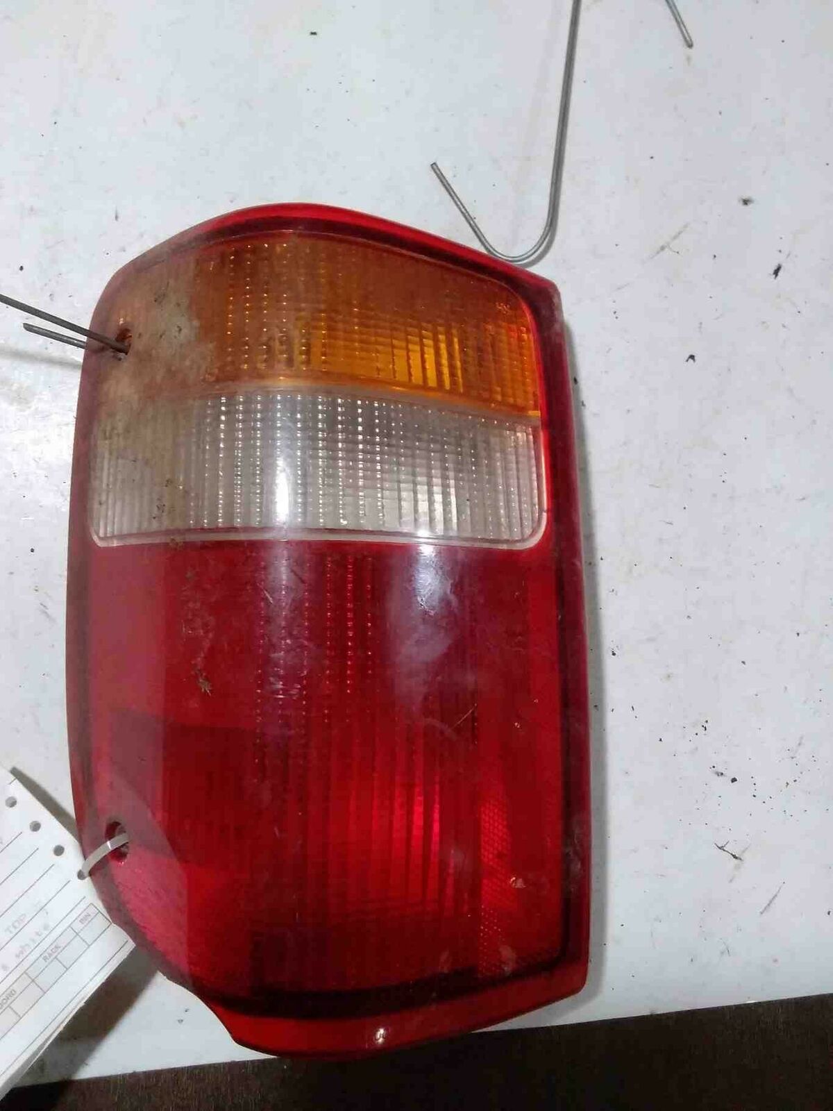 Tail Light Assembly FORD RANGER Right 98 99