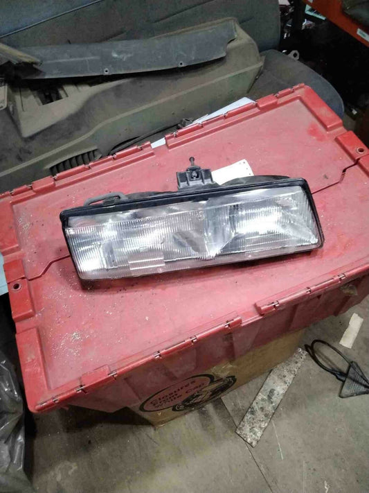 Headlamp Assembly PONTIAC BONNEVILLE Right 88 89 90 91