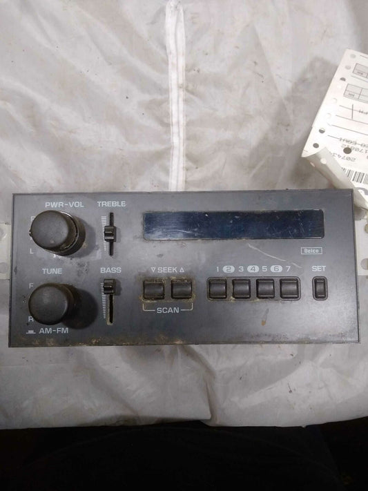 Audio & Visual Equip.(radio) CHEVY CAVALIER 95