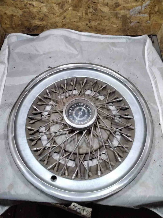 Wheel Cover FORD THUNDERBIRD 74 75 76 77 78 79